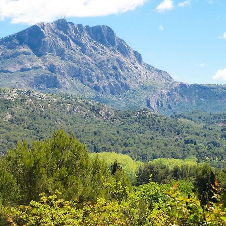 Ibis Budget Pertuis Portes Du Luberon Экстерьер фото