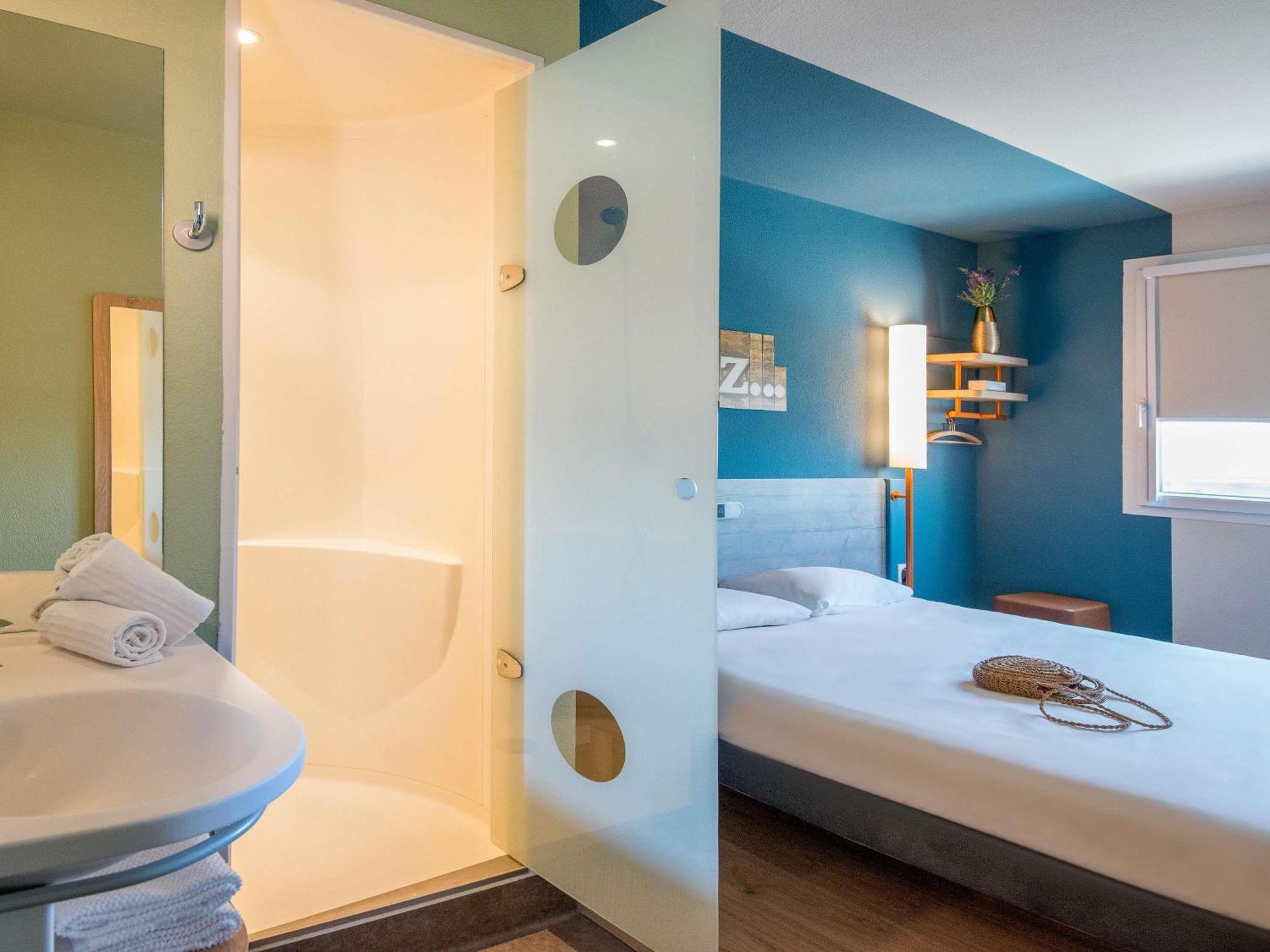 Ibis Budget Pertuis Portes Du Luberon Экстерьер фото